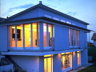 Einfamilienhaus in Uettligen, R. + A. Gonthier Architekten R. + A. Gonthier Architekten Casas modernas