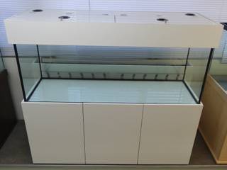 Marine and tropical aquariums with cabinets, Prime Aquariums Ltd Prime Aquariums Ltd Salas modernas