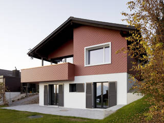 Umbau & Sanierung Ferienhaus Gebertingen/CH, Singer Baenziger Architekten Singer Baenziger Architekten 現代房屋設計點子、靈感 & 圖片