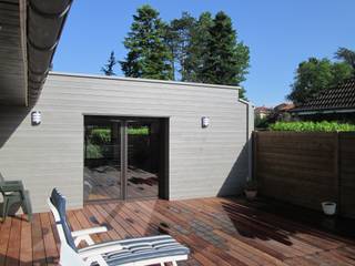 EXTENSION OSSATURE BOIS, FLORENT LEONHARDT ARCHITECTE FLORENT LEONHARDT ARCHITECTE Balcon, Veranda & Terrasse modernes