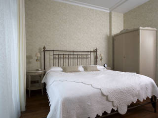 Квартира 135 м2, Tatiana Ivanova Design Tatiana Ivanova Design Classic style bedroom