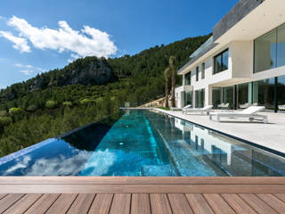 CASA SV II, RM arquitectura RM arquitectura Hồ bơi phong cách tối giản