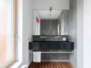 apartment V-21, VALENTIROV&PARTNERS VALENTIROV&PARTNERS Ванная комната в стиле минимализм