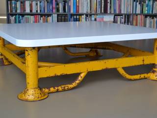Salontafel Bok, OUD NOW! OUD NOW! Industrial style living room Side tables & trays