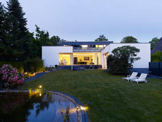 Atriumhaus im Grünen, Gritzmann Architekten Gritzmann Architekten Rumah Minimalis