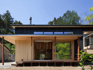 森林公園の家, HAN環境・建築設計事務所 HAN環境・建築設計事務所 Moderne Häuser Holz Schwarz