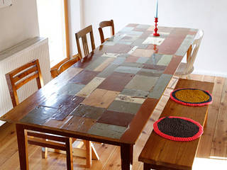 Esstisch aus Resten von alten Dielen, DIELEREI DIELEREI Salas de jantar ecléticas Madeira Efeito de madeira