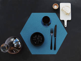 Polygon Placemat, BY MAY/ Siluett Frost Window Film BY MAY/ Siluett Frost Window Film Comedores modernos