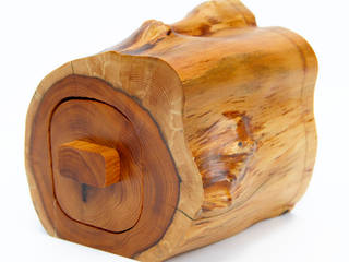 Trinket box Cairn Wood Design Ltd مكتب عمل أو دراسة ديكورات واكسسوارات