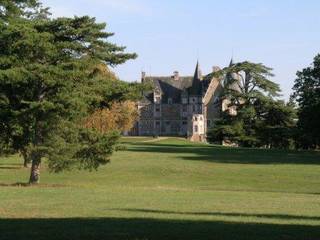 le Domaine de Courtalain, orangerie orangerie Casas de estilo ecléctico