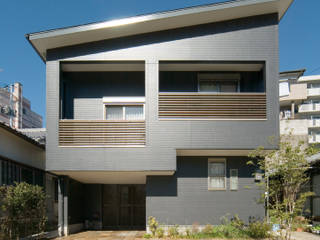 階段の家, 鶴巻デザイン室 鶴巻デザイン室 Moderne Häuser