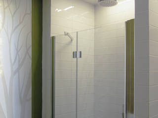 BIANCO_VERDE: dicotomia in bagno, msplus architettura msplus architettura Minimalist bathroom