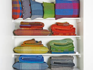 Textile Collection, Simon Key Bertman Textile Design & Art Simon Key Bertman Textile Design & Art Dormitorios de estilo moderno