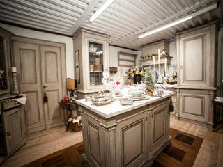 Cucina Magia Como-Edit, Porte del Passato Porte del Passato クラシックデザインの キッチン