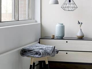 Ceramiczna latarnia w kolorze mięty, Chwila Inspiracji Chwila Inspiracji Scandinavian style living room