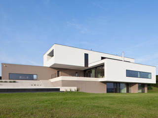 Wohnhaus P. - Oberösterreich, Frohring Ablinger Architekten Frohring Ablinger Architekten 모던스타일 주택