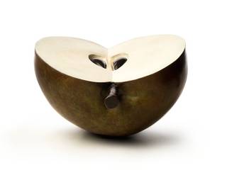 CUT APPLE Large Bronze, Marie Shepherd Marie Shepherd Daha fazla oda