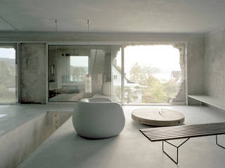 0131 Antivilla, Brandlhuber+ Emde, Schneider Brandlhuber+ Emde, Schneider Minimalist living room