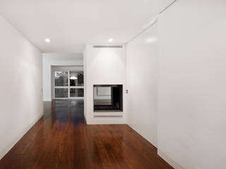 Apartamento Palma, Pedra Silva Architects Pedra Silva Architects Living room Wood Wood effect