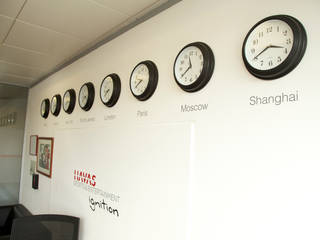 Havas Media: Workplace branding graphics, Vinyl Impression Vinyl Impression Modern walls & floors