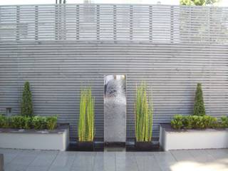 Stainless Steel Metal Water Feature Unique Landscapes Jardines de estilo moderno