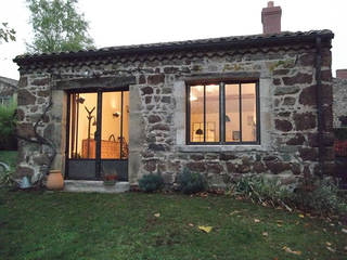 Door, windows fireplace and hardware Forge Art by A.T.R Puertas y ventanas de estilo industrial