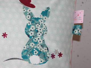 Coussin P'ti Lapin 50x30 cm liberty Mitsi vert menthe, pois framboise !, Lilou & Puce Lilou & Puce Klasik Çocuk Odası