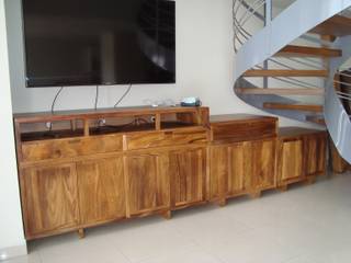 Consola para TV, FLO Arte y Diseño FLO Arte y Diseño Living roomTV stands & cabinets