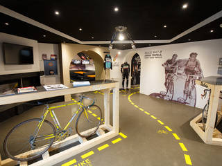 Stelvio Experience Bicycle Cafe, BEARprogetti BEARprogetti Commercial spaces