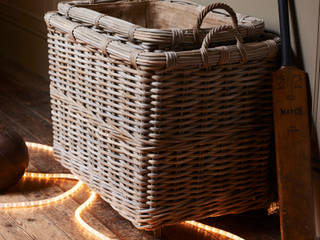 rectangular rattan log baskets with wheels & handles brush64 Wohnzimmer im Landhausstil Kamin und Zubehör