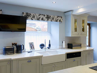 Classic Kitchen in Wakefield at Horbury, Twenty 5 Design Twenty 5 Design Kitchen