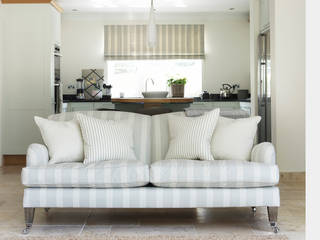 A House On The River, Emma & Eve Interior Design Ltd Emma & Eve Interior Design Ltd Landhaus Küchen
