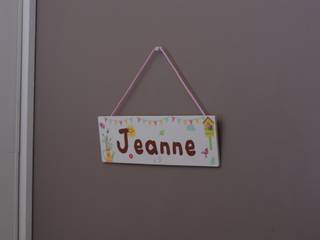 Plaque de porte - Collection "Fleurs", boiZimut boiZimut Eclectic style nursery/kids room