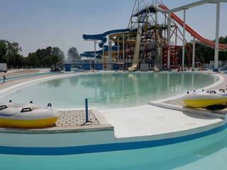 Gardaland Waterpark, mav piscine srl mav piscine srl Moderne Pools