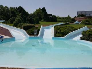 Gardaland Waterpark, mav piscine srl mav piscine srl Moderne Pools
