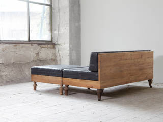 Kerti Sofa, Studio KERTI Studio KERTI Salas de estilo industrial