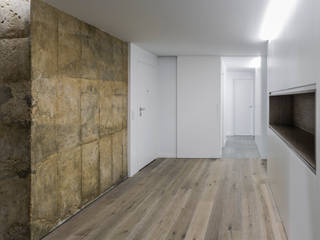 Apartamento Moderno y Minimalista en decimo piso con 33 m2 de construcción , amBau Gestion y Proyectos amBau Gestion y Proyectos Minimalist corridor, hallway & stairs