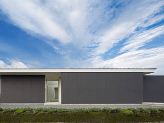 御領の家, 末永幸太建築設計 KOTA SUENAGA ARCHITECTS 末永幸太建築設計 KOTA SUENAGA ARCHITECTS Modern houses