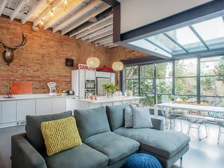 Full House Renovation with Crittall Extension, London, HollandGreen HollandGreen Industriële keukens