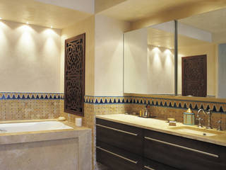 Anthea, nomadic luxury, HORUS HORUS Classic style bathrooms