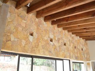 Casa en Valle de Bravo, Revah Arqs Revah Arqs Modern Walls and Floors