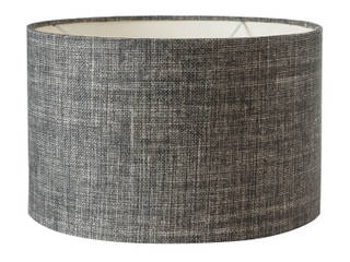 LACOCK DRUM LAMPSHADE, DOWNPIPE LINEN , Fermoie LLP Fermoie LLP Salas de estar clássicas