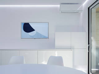 Total white, Giemmecontract srl. Giemmecontract srl. Minimalist kitchen