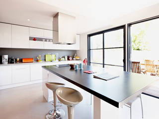 MAISON L33, Cendrine Deville Jacquot, Architecte DPLG, A²B2D Cendrine Deville Jacquot, Architecte DPLG, A²B2D Dapur Modern