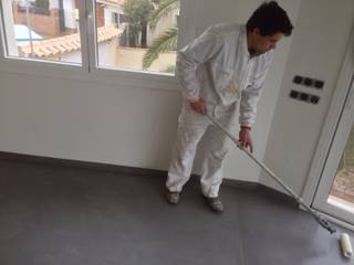 Microcemento, PINTFER DECORACIÓ, SL. PINTFER DECORACIÓ, SL. 미니멀리스트 거실