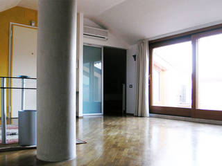 VIA TOSCANINI, BOLOGNA, Studio Ethos Project Studio Ethos Project Modern living room
