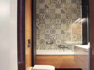 COI Pracownia Architektury Wnętrz Modern bathroom