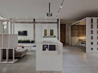 Blum showroom, Taller David Dana Taller David Dana Salas de entretenimiento