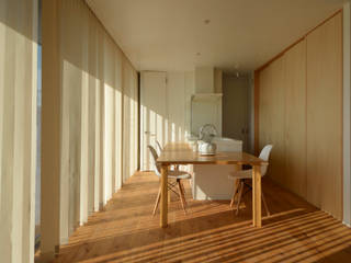 Sunset House, 富田健太郎建築設計事務所 富田健太郎建築設計事務所 Cocinas de estilo minimalista Madera Acabado en madera