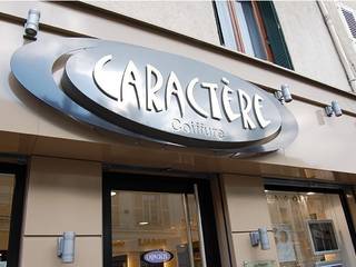 Salon de coiffure Caractère – Ile de France, AD9 Agencement AD9 Agencement Powierzchnie handlowe